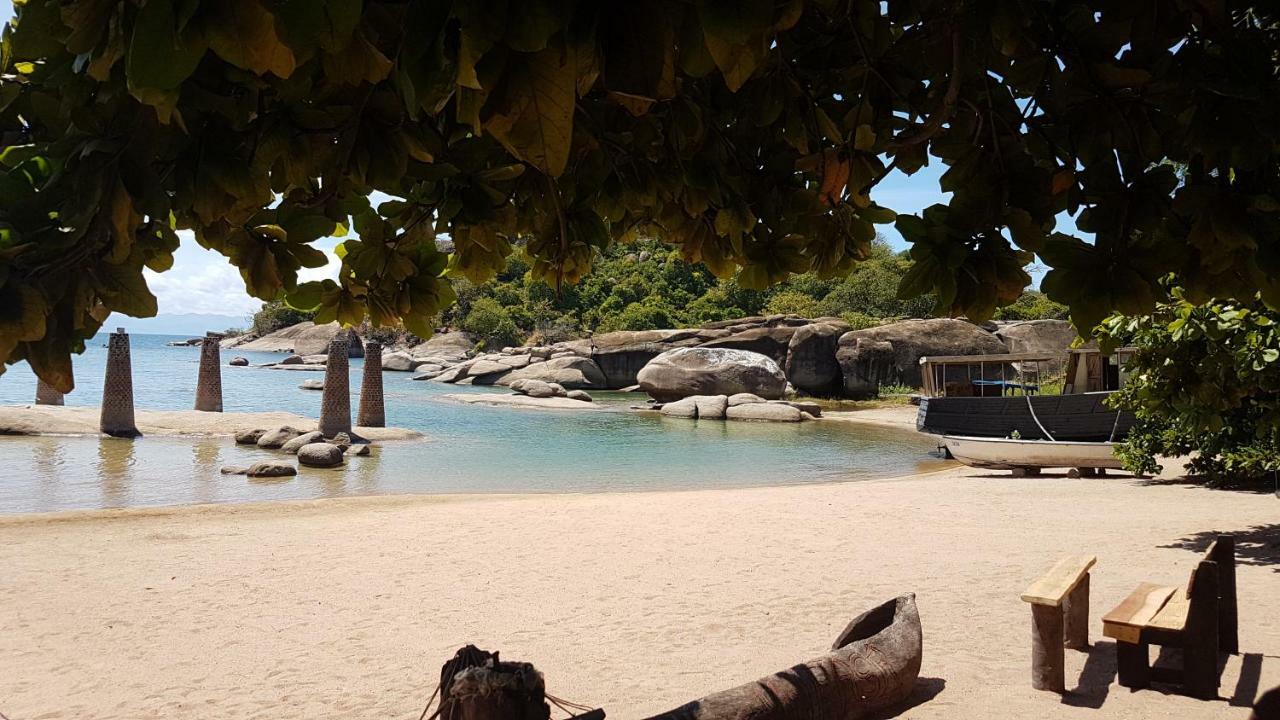 Mufasa Eco Lodge Monkey Bay Bagian luar foto