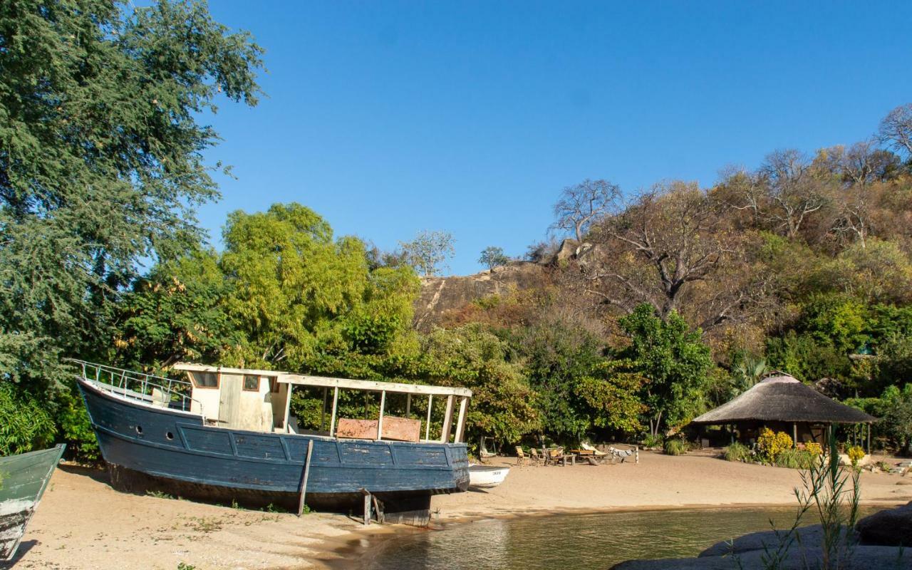 Mufasa Eco Lodge Monkey Bay Bagian luar foto